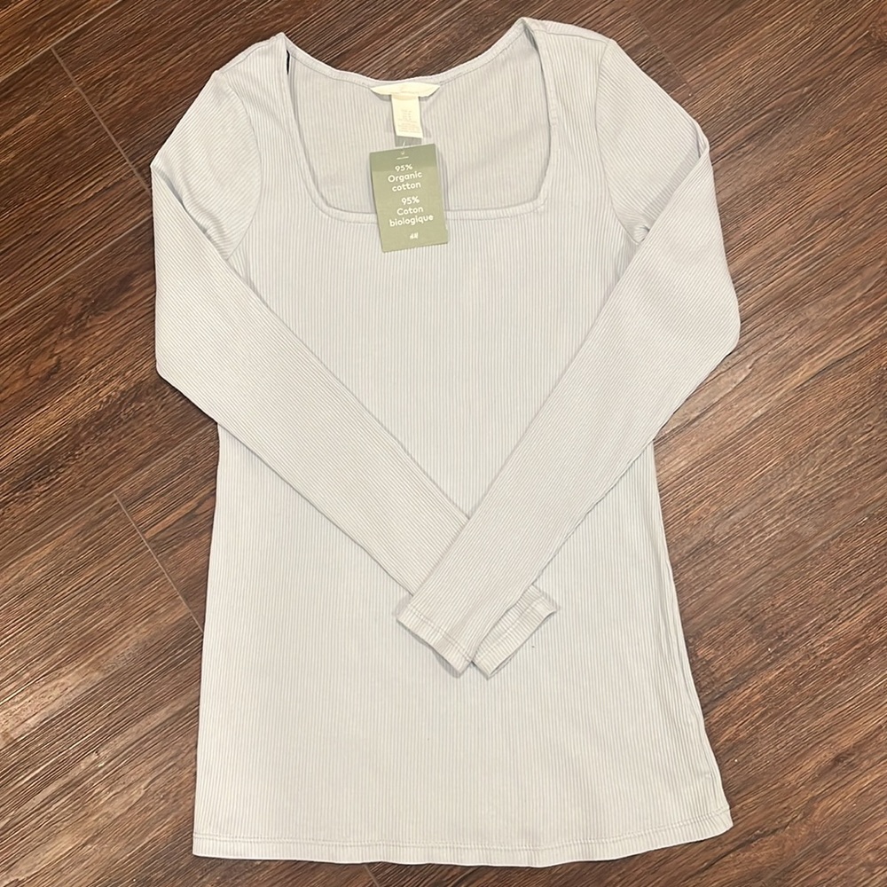 H&M Mama Maternity Top, NWT.